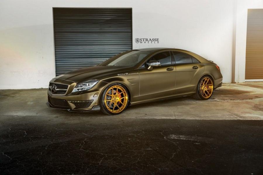  Mercedes-Benz CLS63 AMG on Strasse Wheels (SM5) 2015 года  (фото 1 из 13)